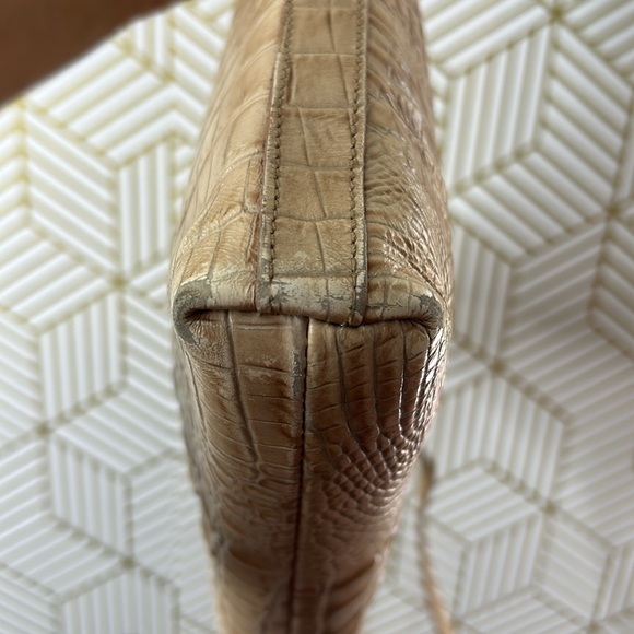 BRAHMIN Crème Crossbody Bag with Adjustable Strap - Picture 8 of 16